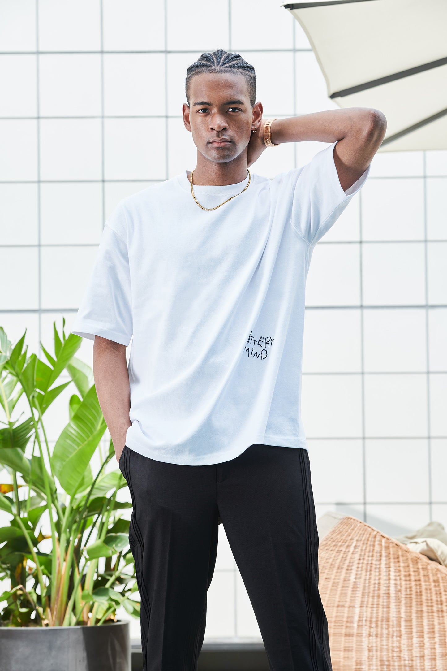 STITCHED LOGO S/S TEE WHITE